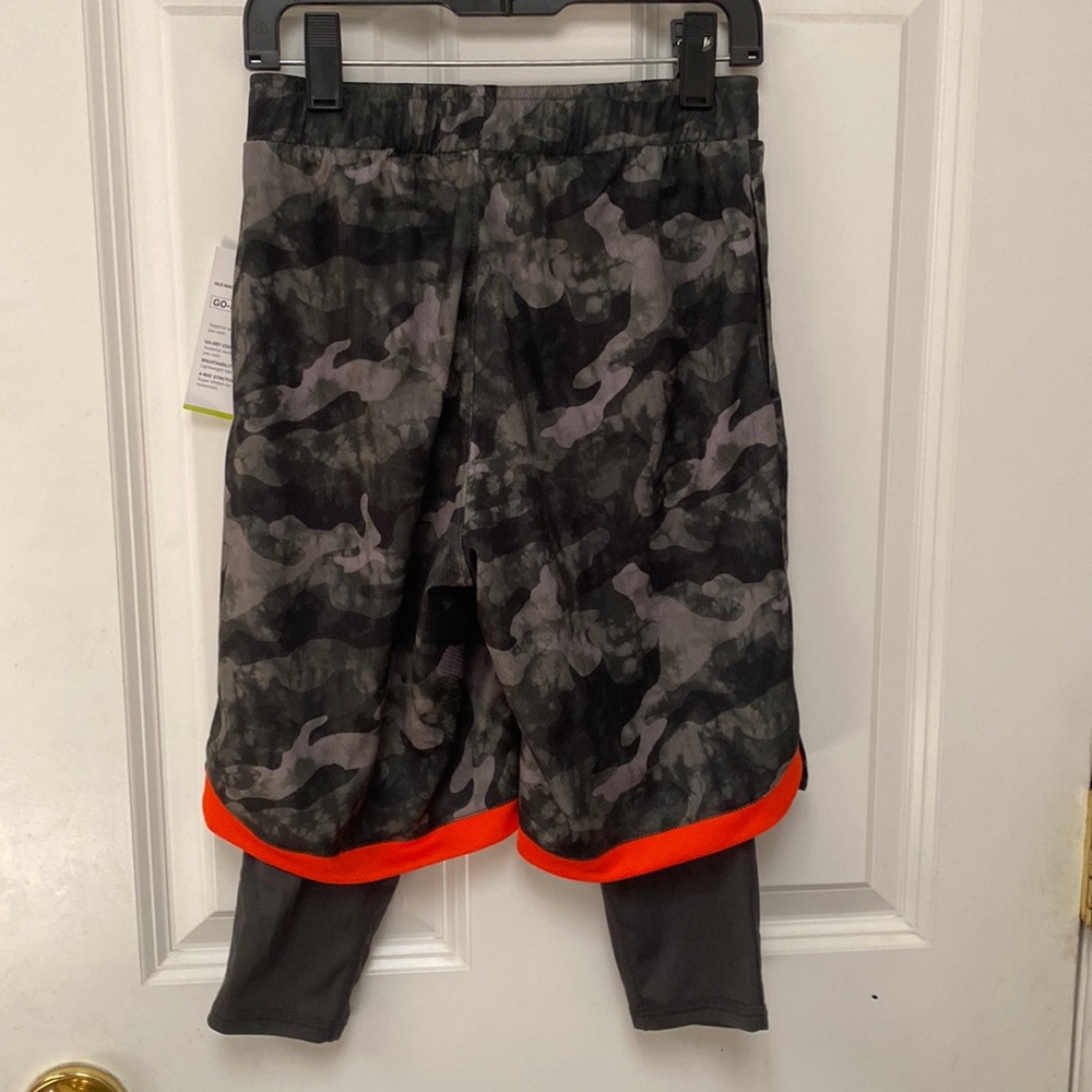 Boys size Small NWT Old Navy active 2-in-1 mesh shorts plus base layer.